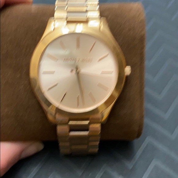 Men’s Michael Kors Watch - Picture 4 of 9